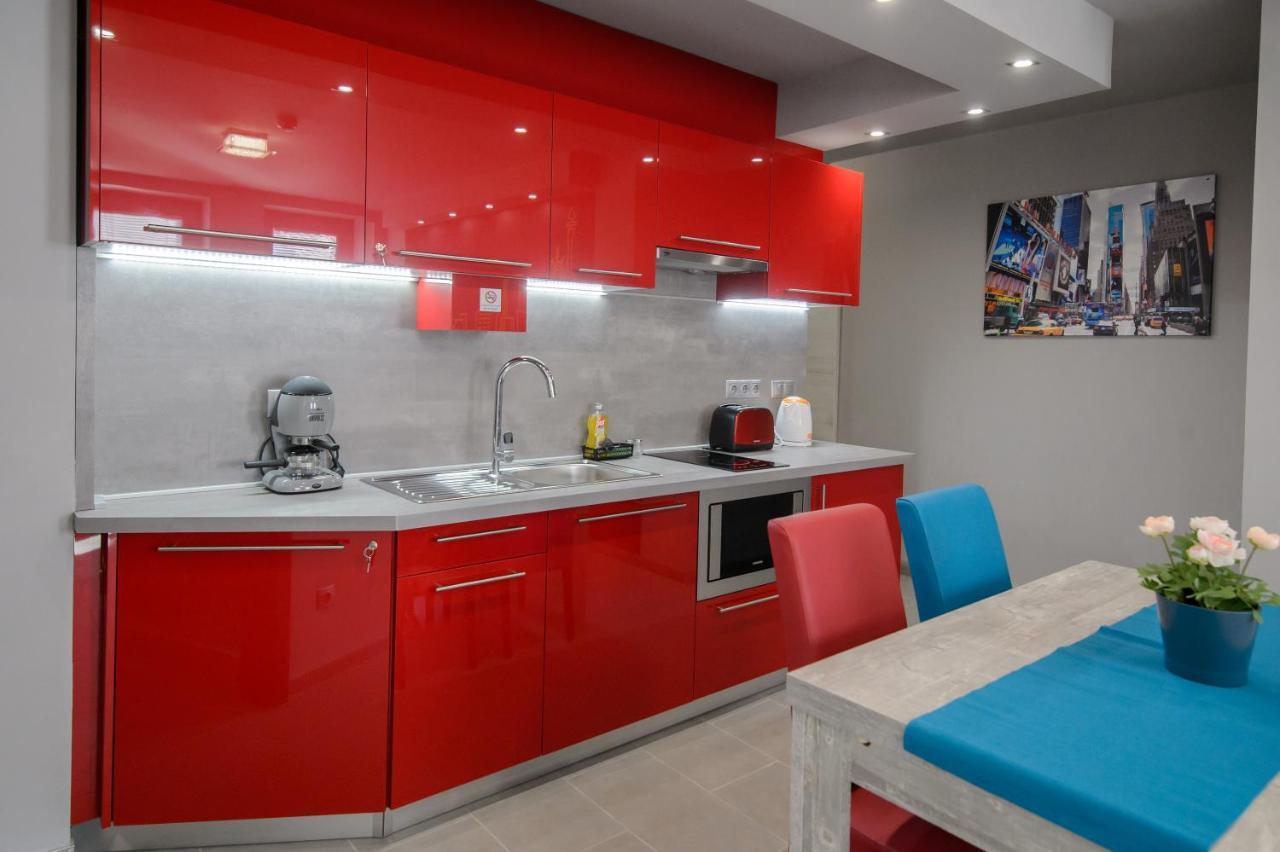 Hr Apartmanhaz Еґер Екстер'єр фото