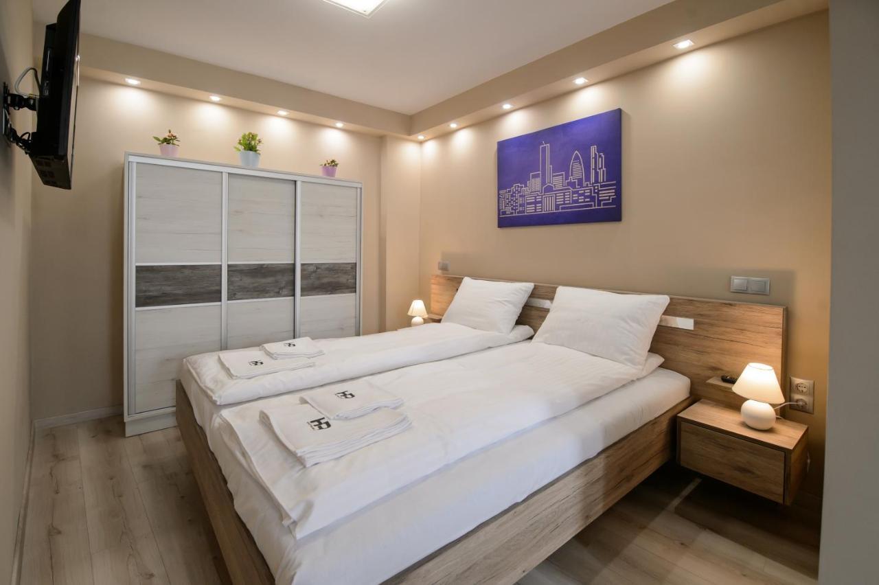 Hr Apartmanhaz Еґер Екстер'єр фото